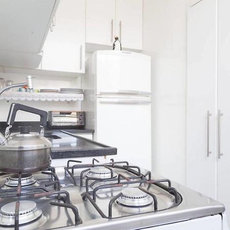 Homestay 2 - Avenida Carlos Gomes Porto Alegre Exteriör bild
