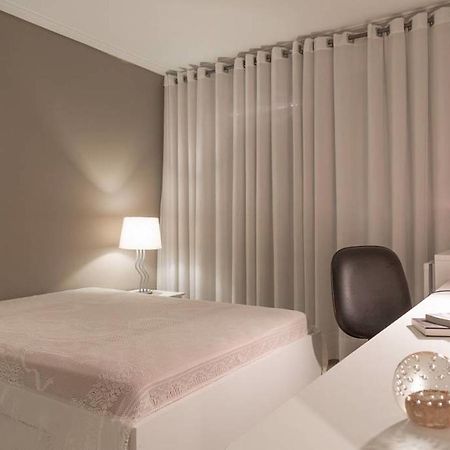 Homestay 2 - Avenida Carlos Gomes Porto Alegre Exteriör bild