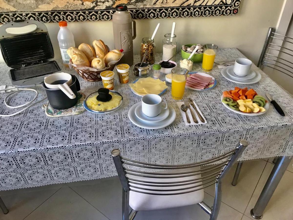 Homestay 2 - Avenida Carlos Gomes Porto Alegre Exteriör bild
