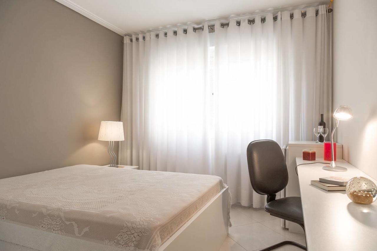 Homestay 2 - Avenida Carlos Gomes Porto Alegre Exteriör bild